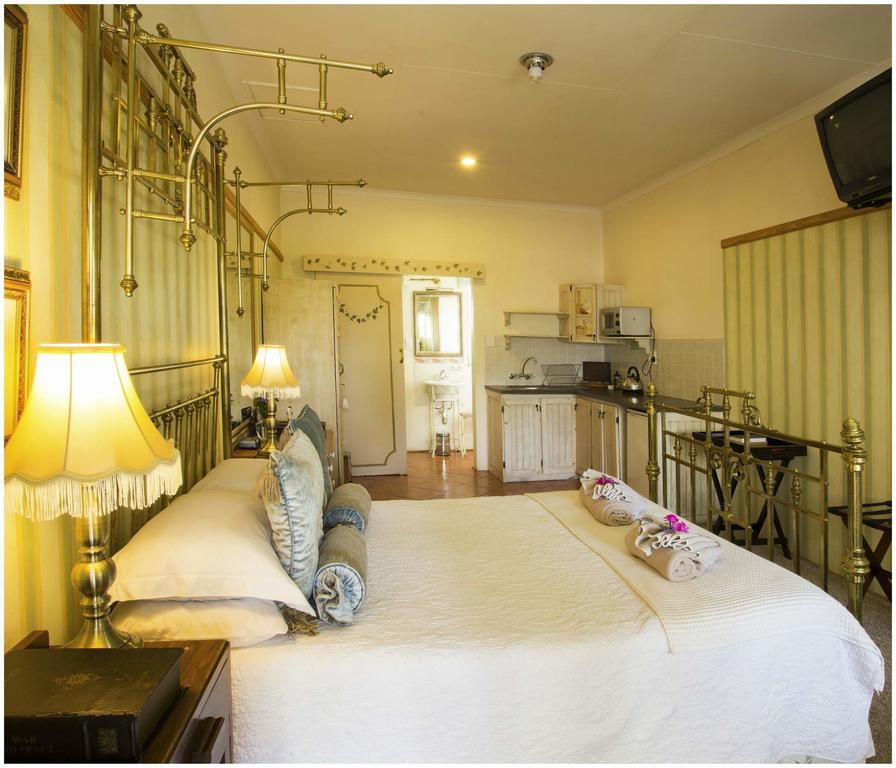 De Ark Guest House Лиденбург Екстериор снимка