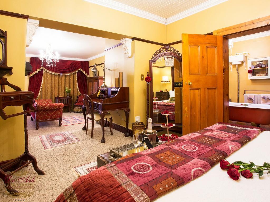 De Ark Guest House Лиденбург Екстериор снимка